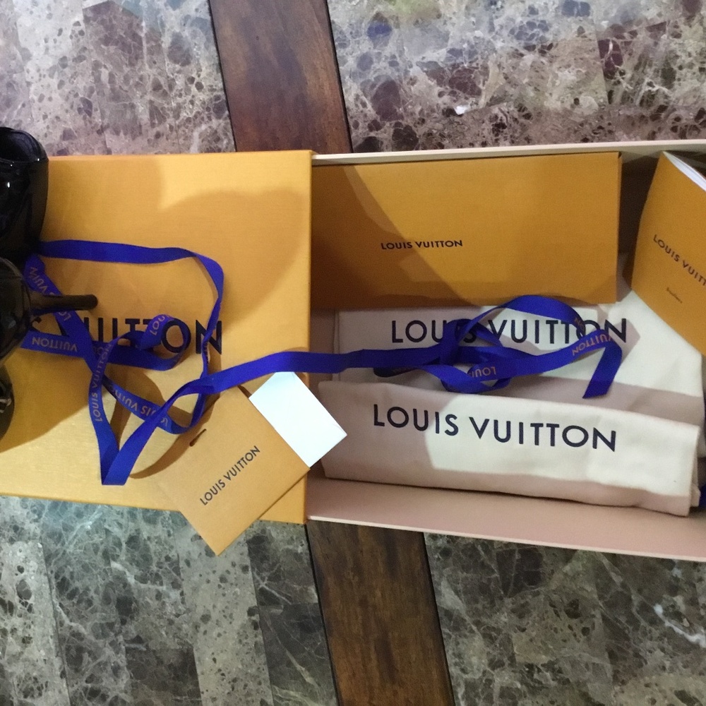 ⭐️ Louis Vuitton - Picture 16 of 16